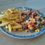 Rindflääschsalat medd Pommes Rindflääschsalat medd Pommes
